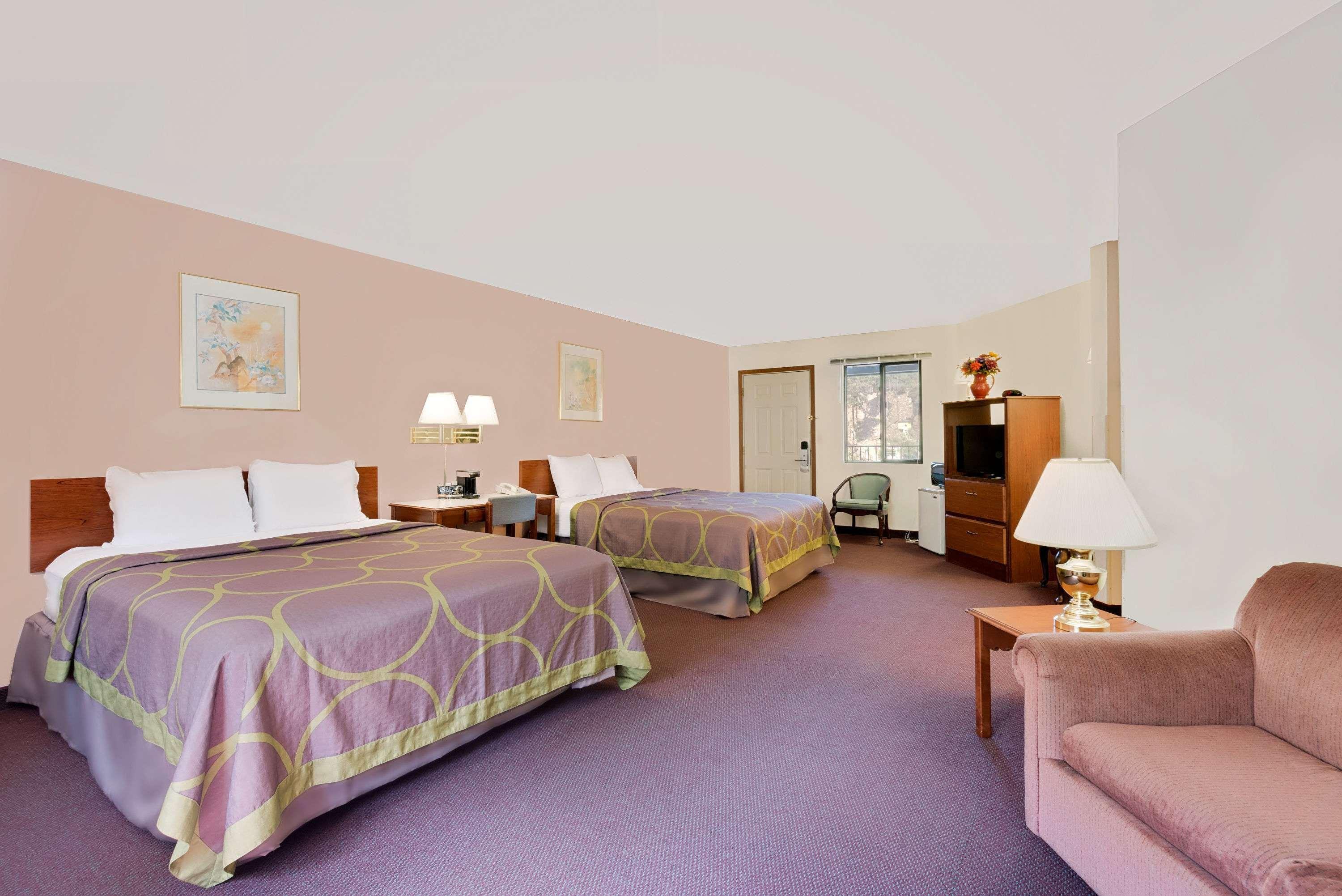 Super 8 By Wyndham Keystone/Mt. Rushmore Εξωτερικό φωτογραφία