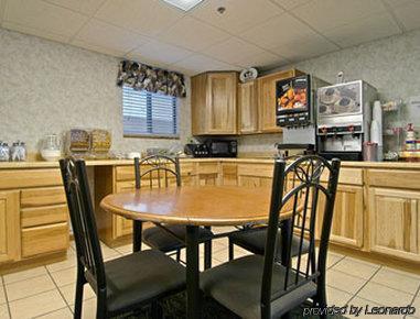 Super 8 By Wyndham Keystone/Mt. Rushmore Εστιατόριο φωτογραφία