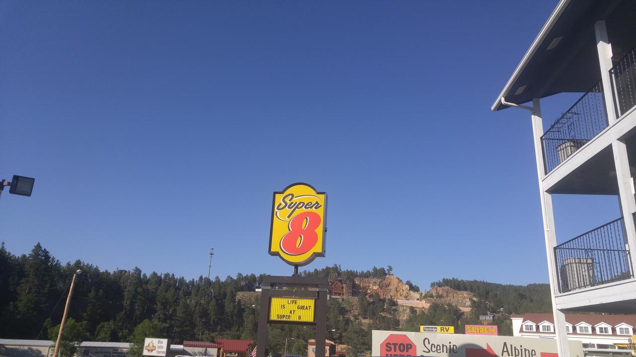 Super 8 By Wyndham Keystone/Mt. Rushmore Εξωτερικό φωτογραφία
